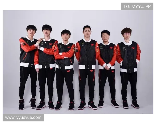 WE战队团队协作解析：英雄联盟中的默契与配合之道