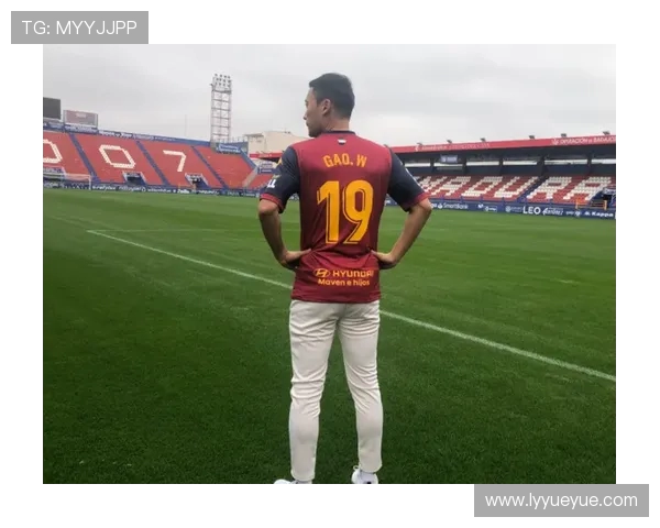 对话周敏：回顾足球生涯与未来展望的深度交流