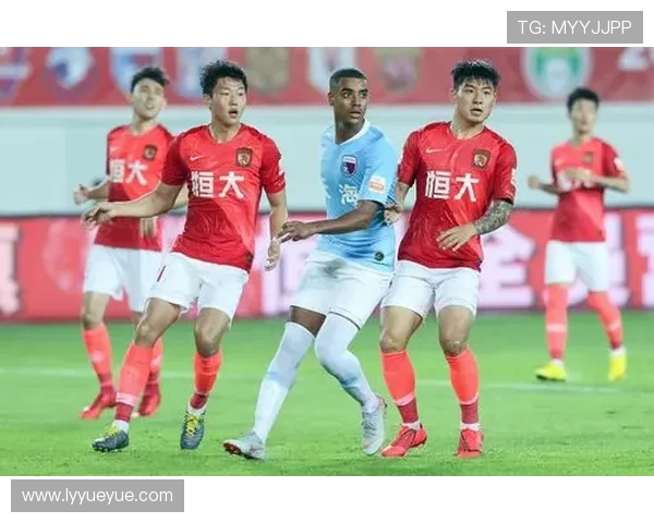 恒大与天津天海激战正酣精彩直播全程回顾与赛后分析