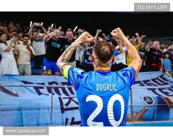 申花对阵深圳精彩直播视频全程回放与赛后分析尽在这里