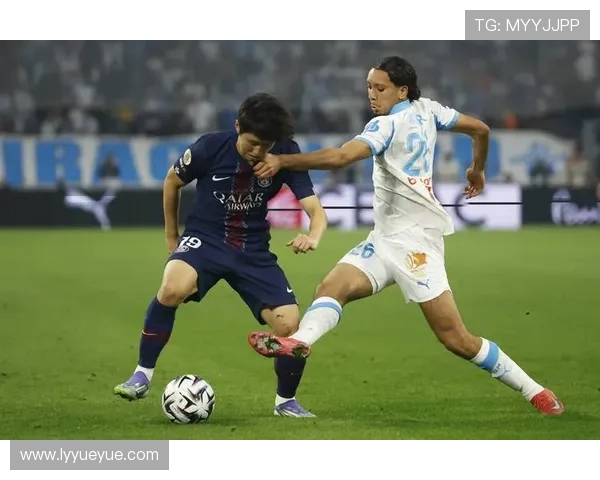 马赛与巴黎全场比赛评分分析及球员表现点评 马赛与巴黎全场比赛评分分析及球员表现点评