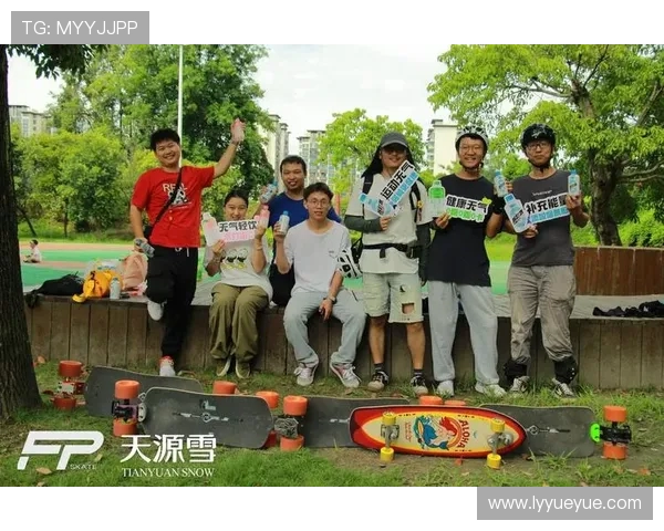 成都滑板队技术解析与训练心得分享探索滑板运动的魅力与挑战 成都滑板队技术解析与训练心得分享探索滑板运动的魅力与挑战