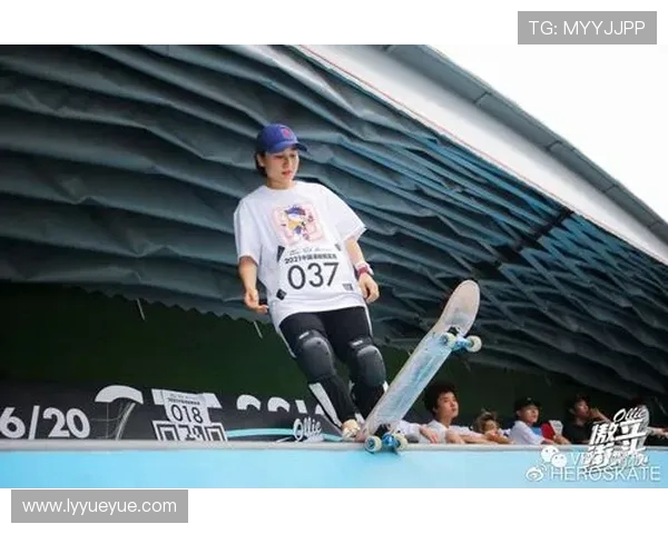 杨敏专访：探寻滑板运动背后的成功秘诀与成长之路