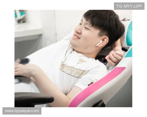 V5战队心理素质引发热议赛场表现与心态的深度探讨 V5战队心理素质引发热议赛场表现与心态的深度探讨