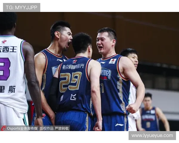 上海篮球队的节奏分析与未来发展趋势探讨 上海篮球队的节奏分析与未来发展趋势探讨